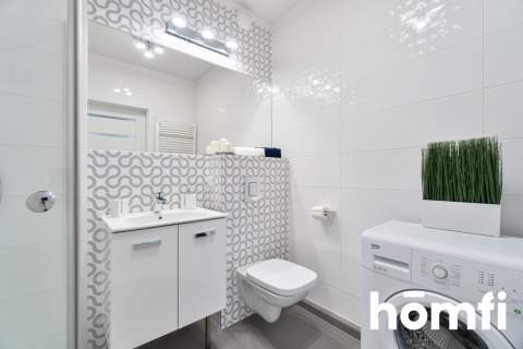 Atrakcyjny apartament na 10 piętrze, blisko morza
