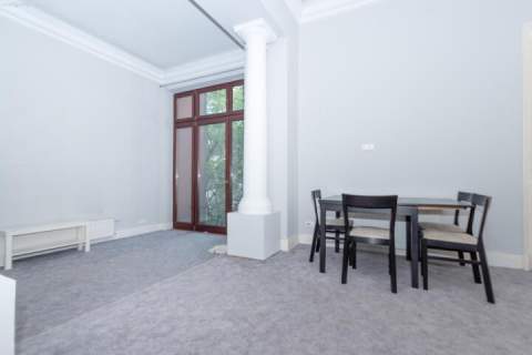 Mieszkanie w centrum na sprzedaż
