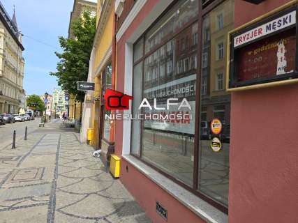 Lokal z dużą witryną - Centrum