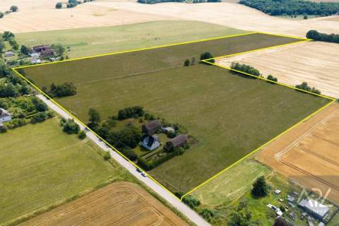 DOM - SIEDLISKO, 8,29 HA, SADLENKO,12 KM OD MORZA