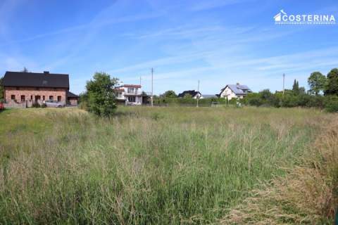Działka budowlano-usługowa 2397 m2 w centrum Liniewa