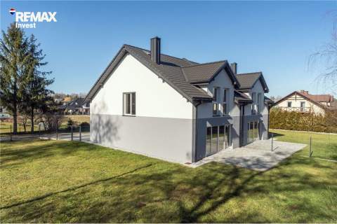 Połowa bliźniaka 140m2 z dużą działką