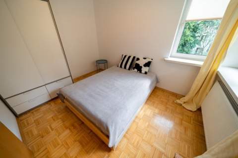 2 pokoje balkon i mp w garażu- Jastrzębowskiego 24
