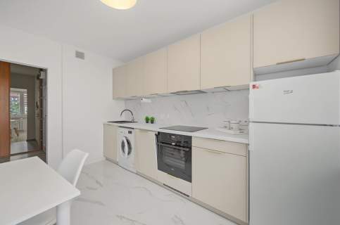 Gotowe do wprowadzenia Duży balkon