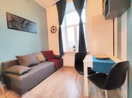 Studio przy Manufakturze z antresolą, Legionów 80