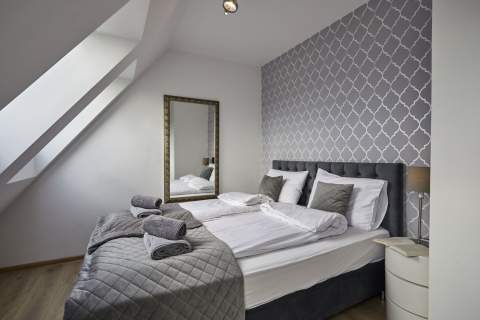 APARTAMENT Z PANORAMĄ NA MIASTO - MIODOWA