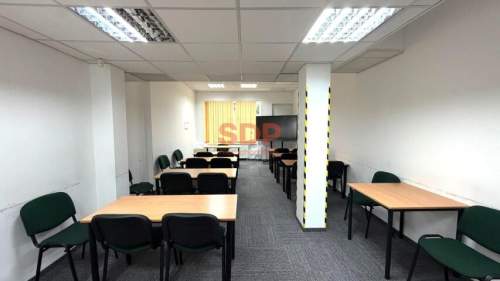 Lokal biurowo - usługowy 215 m2 niedaleko Rynku