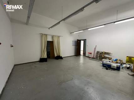 Hala magazynowa z biurem 216 m Bielsko-Biała
