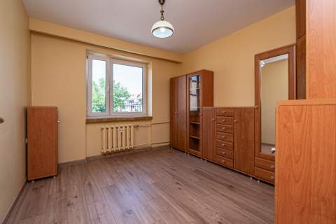 Mieszkanie z dużym balkonem na 1 piętrze 