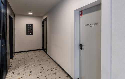 Sprzedam 2-pok z 40 m2 ogródkiem Garderoba Prądnik Biały