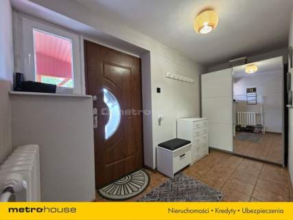 Siedlisko z domem po remoncie i budynkami 6405m2 