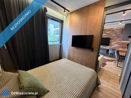 Luksusowy apartament w Browarach Warszawskich Styl loftowy Balkon