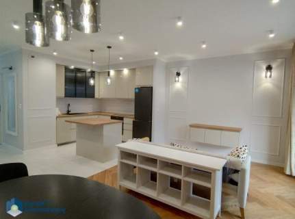 Luksusowy, nowy apartament z garażem i komórką