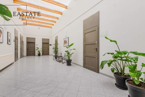 Lokal, Darmowy Parking, Blisko SKM