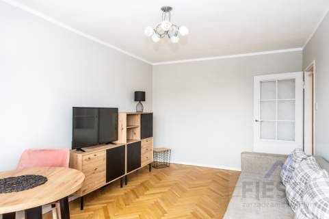 Poznań, os. Przyjaźni przytulne dwupokojowe