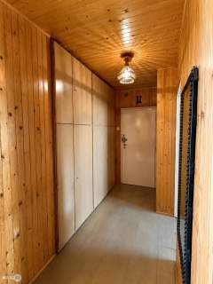 2 lub 3 pokoje, loggia,1 piętro, winda