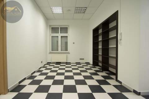 Lokal biurowy 96m2 / 6 pomieszczeń