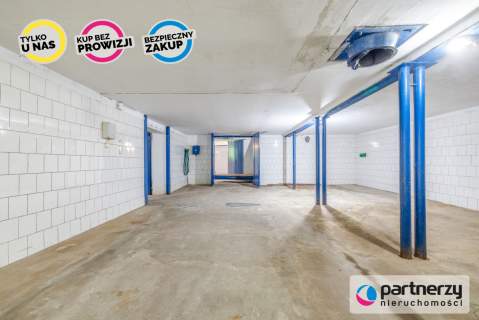 Obiekt gospodarczy 800 m2 na dużej działce 5300m2