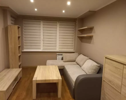 Umeblowana Kawalerka z balkonem do wynajęcia w Centrum