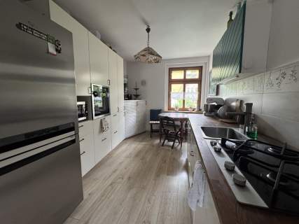 3 pokoje, balkon - kamienica w centrum