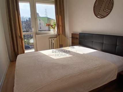 Komfortowe 3 pokoje po remoncie balkon
