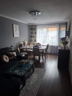 sprzedam mieszkanie 2 pokojowe 2 piętro z balkonem