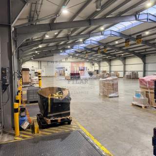 Obiekt -1 ha działki 2400m2 magazyny 770m2 biur 