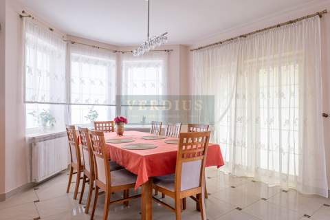 Dom dla rodziny 6 pokoi, działka 1230m2