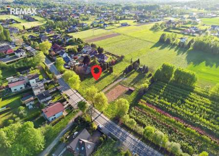 Pod usługi i mieszkanie przy głównej drodze