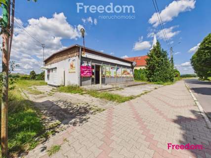 Lokal 139 m Paczkomat Dochód Działka 1000 m