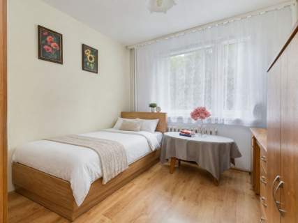 Przestronne z balkonem i widokiem na zieleń, 3pok