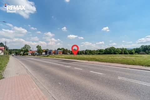 Działka pod dwa budynki usługowe