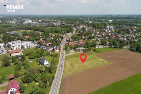 Działka pod dwa budynki usługowe
