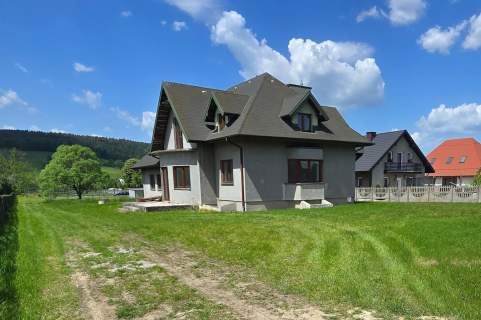 Dom wolnostojący 400m2 Działka 23a Brunary Gorlice