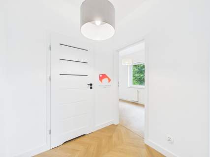 2 Pokoje Balkon, Winda, Miejsce w hali Centrum