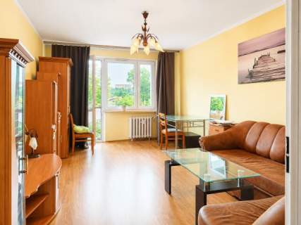 Wrzosowiak 2 pokoje 3 piętro balkon do odświeżenia