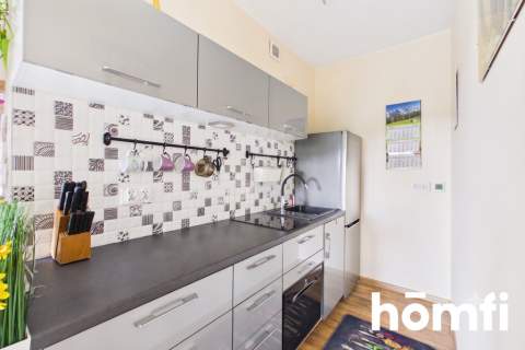 Nowoczesne, klimatyzowane 2 pokoje z balkonem