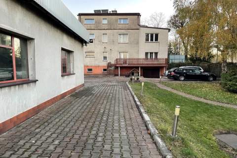 Budynek usługowy i dom - bardzo niskie koszty użytkowania
