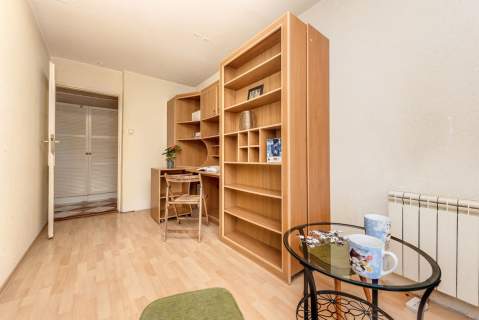Oddzielna kuchnia, 2 balkony, piwnica, 61 m
