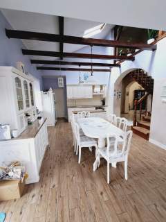 Dom o powierzchni 240m2, działka 2154m2, Wolica