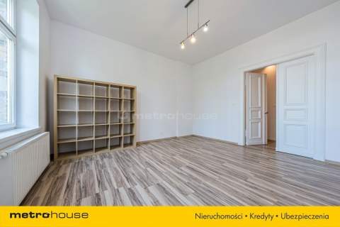 Ścisłe centrum, możliwość łatwego podziału na dwa