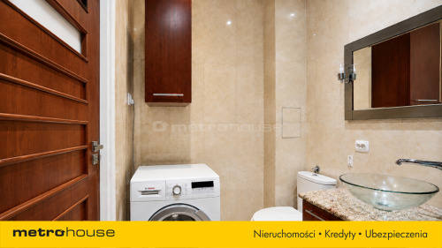 Dwupoziomowe 4 pokoje balkon ostatnie piętro