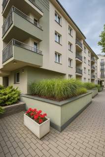 3 pokoje, duży balkon, osobna garderoba, wszędzie blisko