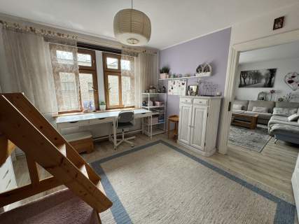 3 pokoje, balkon - kamienica w centrum