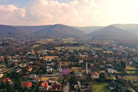 Budynek typu kostka do remontu