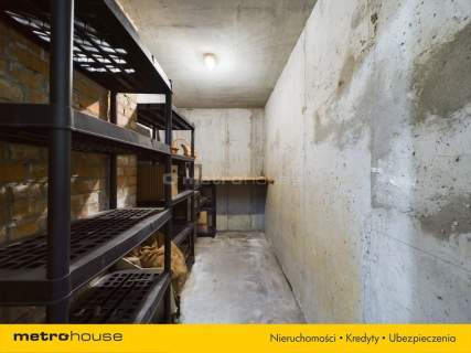 Apartament 2 garaże i komórka
