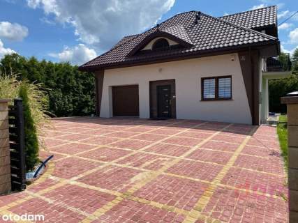 Dom przy Świętokrzyskim Parku Narodowym  Podłysica