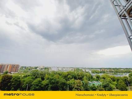 Przestronny apartament 3 min od metra Dw. Gdański