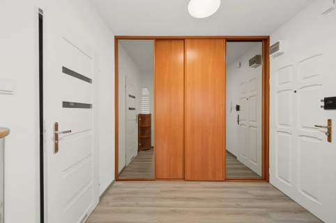 Gotowe do wprowadzenia Duży balkon