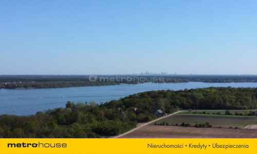 DZIAŁKA Z WIDOKIEM NA JEZIORO ZEGRZYŃSKIE